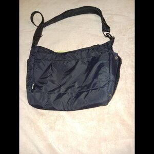 Pacsafe Hobo travel bag